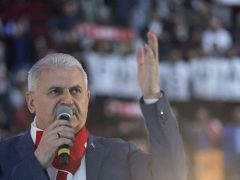 Yıldırım: Şeker fabrikalarının kapatılması söz konusu değil